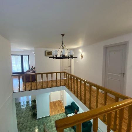 Casa Laur Hotel Mînăstirea Humorului Eksteriør billede